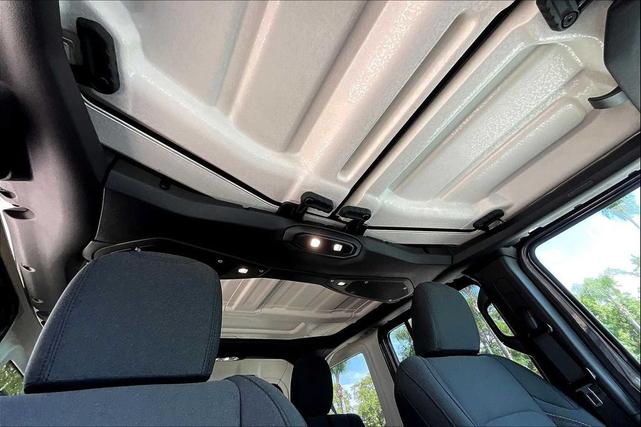 Photo of 2025 Granite Crystal Metallic Clearcoat Jeep Wrangler 4xe