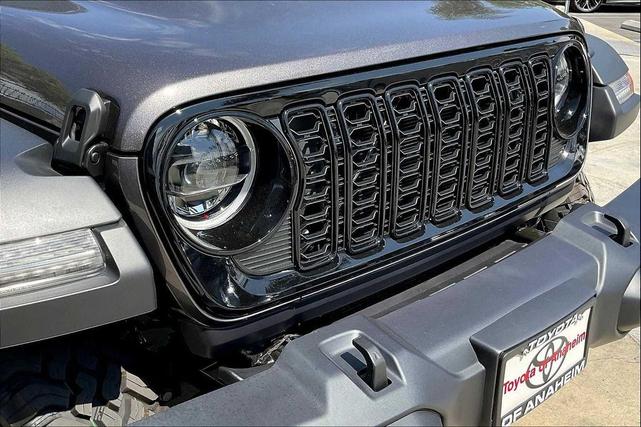 Photo of 2025 Granite Crystal Metallic Clearcoat Jeep Wrangler 4xe