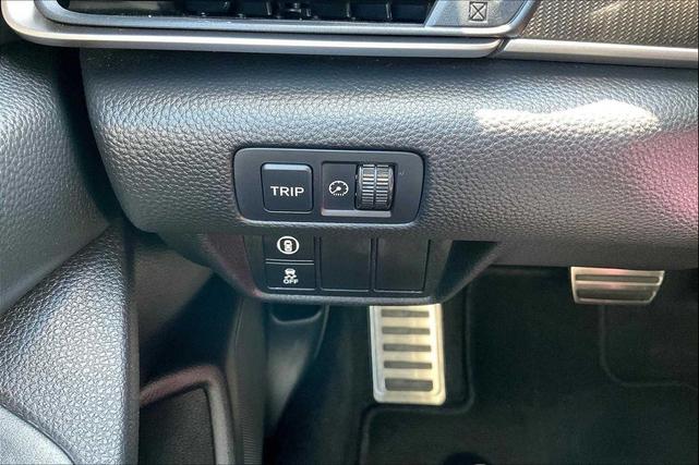 Photo of 2022 Sonic Gray Pearl Honda Accord Hybrid