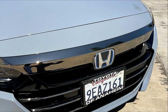 Photo of 2022 Sonic Gray Pearl Honda Accord Hybrid