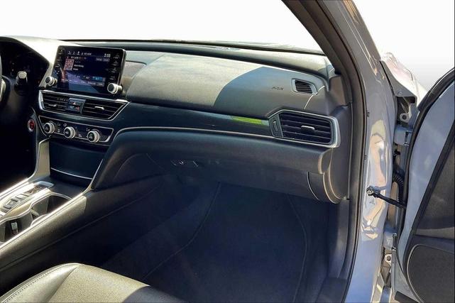 Photo of 2022 Sonic Gray Pearl Honda Accord Hybrid