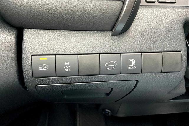 Photo of 2024 Wind Chill Pearl/Midnight Black Metallic Toyota Camry