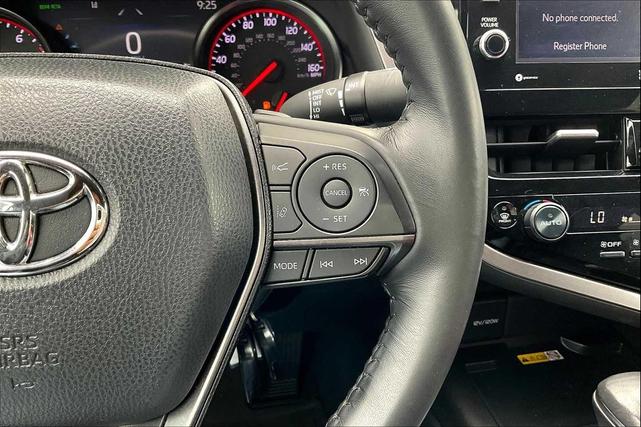 Photo of 2024 Wind Chill Pearl/Midnight Black Metallic Toyota Camry