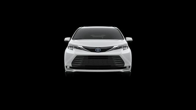 Photo of 2025 White Toyota Sienna
