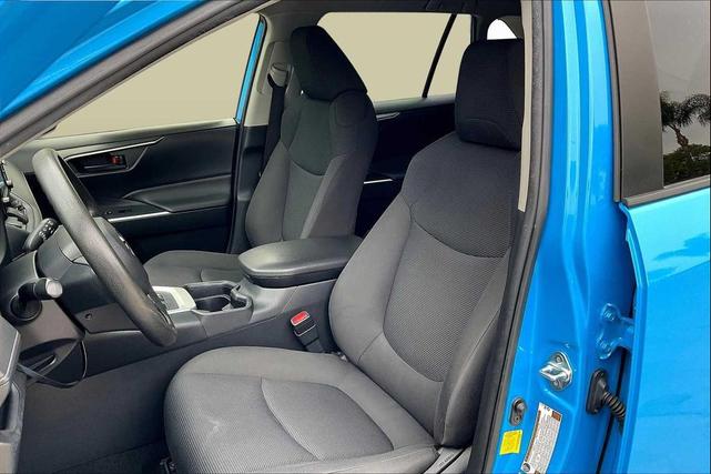 Photo of 2019 Blue Flame Toyota RAV4
