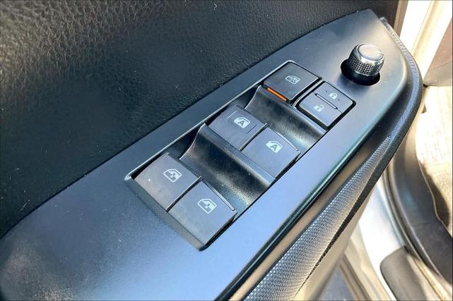 Photo of 2018 Celestial Silver Metallic Toyota Highlander