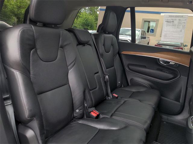 Photo of 2021 Blue Volvo XC90