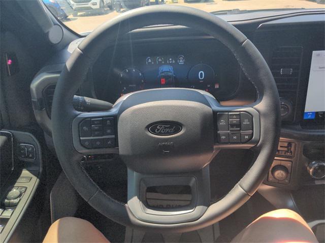 Photo of 2025 White Metallic Ford F-150