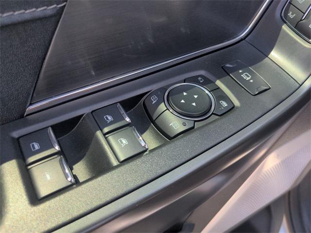 Photo of 2025 White Metallic Ford F-150