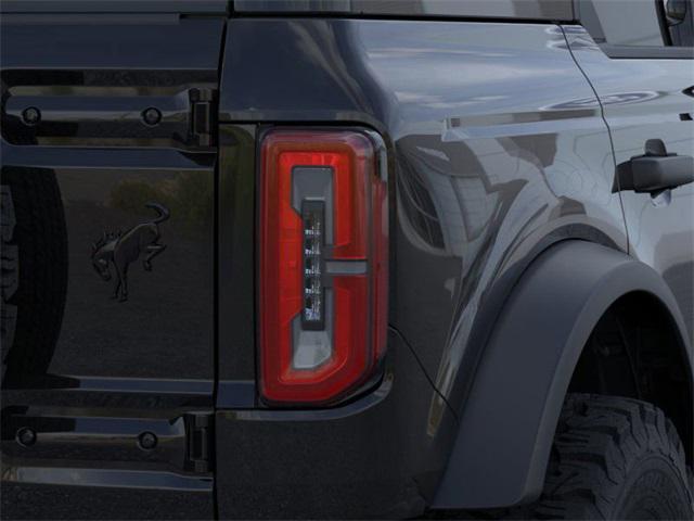 Photo of 2025 Shadow Black Ford Bronco