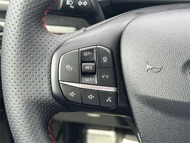 Photo of 2023 Rapid Red Metallic Tinted Clearcoat Ford Escape
