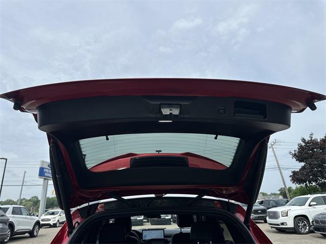 Photo of 2023 Rapid Red Metallic Tinted Clearcoat Ford Escape