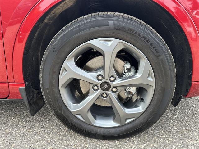 Photo of 2023 Rapid Red Metallic Tinted Clearcoat Ford Escape