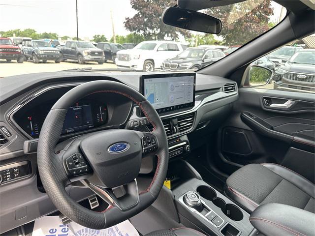 Photo of 2023 Rapid Red Metallic Tinted Clearcoat Ford Escape
