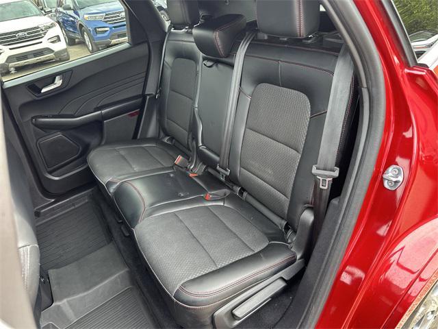 Photo of 2023 Rapid Red Metallic Tinted Clearcoat Ford Escape