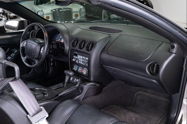 Photo of 2002 Pewter Metallic Pontiac Firebird