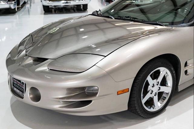 Photo of 2002 Pewter Metallic Pontiac Firebird