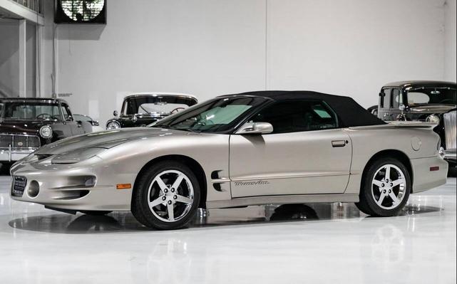 Photo of 2002 Pewter Metallic Pontiac Firebird