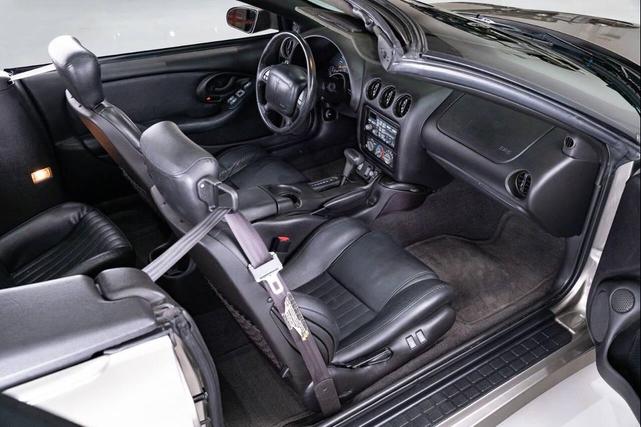 Photo of 2002 Pewter Metallic Pontiac Firebird