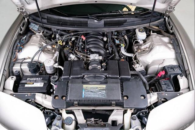 Photo of 2002 Pewter Metallic Pontiac Firebird
