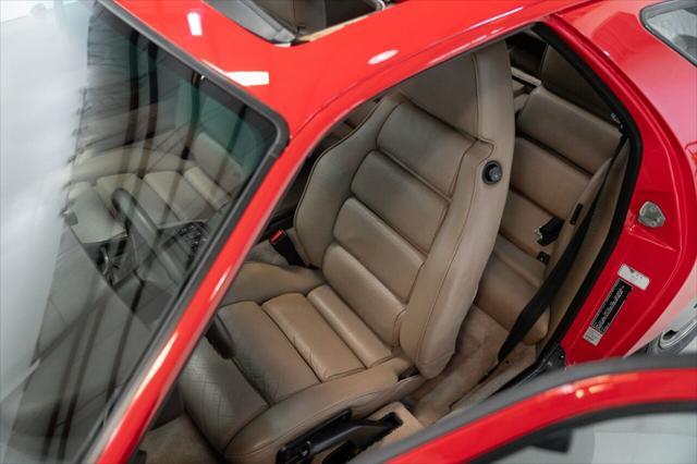 Photo of 1983 Guards Red Porsche 928