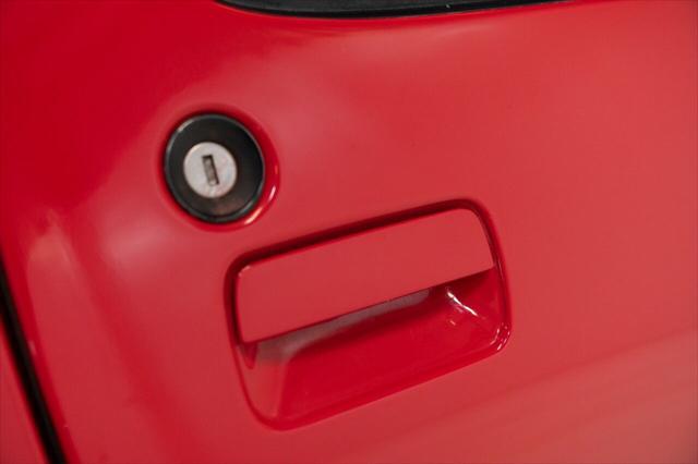 Photo of 1983 Guards Red Porsche 928