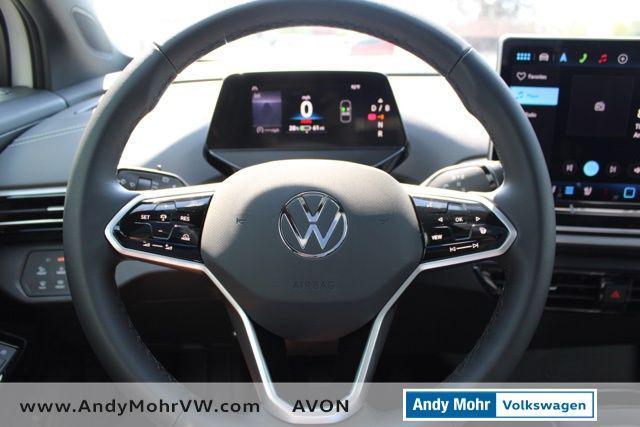 Photo of 2025 Opal White Pearl Volkswagen ID.4