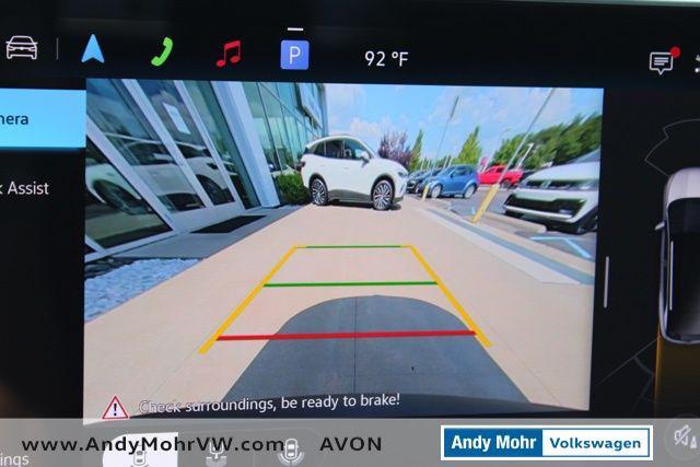 Photo of 2025 Opal White Pearl Volkswagen ID.4