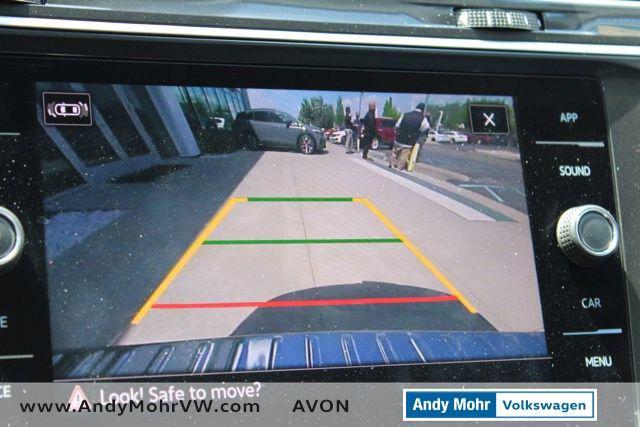Photo of 2024 Kings Red Metallic Volkswagen Tiguan