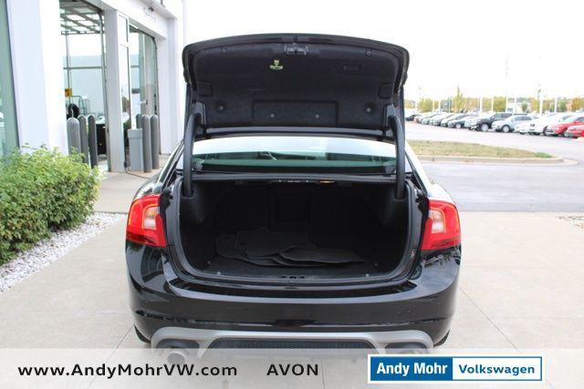 Photo of 2017 Onyx Black Metallic Volvo S60