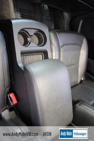Photo of 2017 White Platinum Ford Explorer