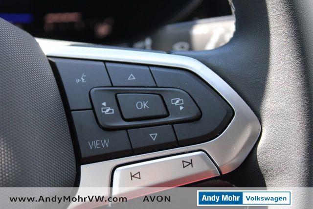 Photo of 2022 Pure White Volkswagen Taos