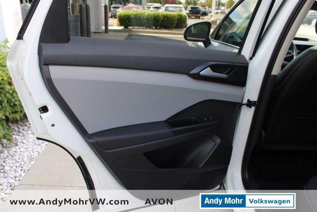 Photo of 2022 Pure White Volkswagen Taos