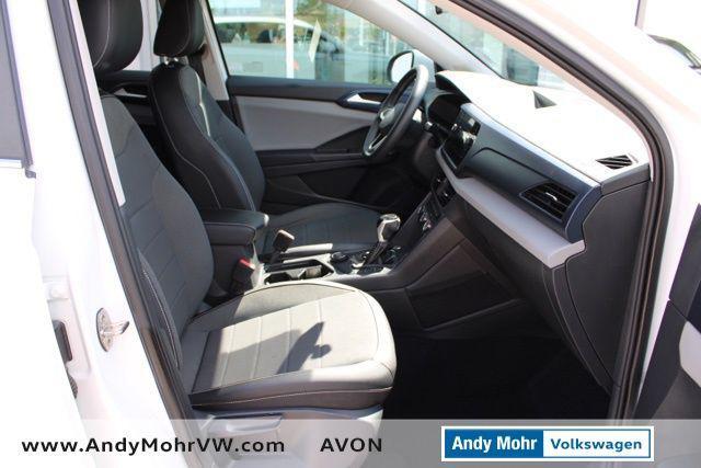 Photo of 2022 Pure White Volkswagen Taos