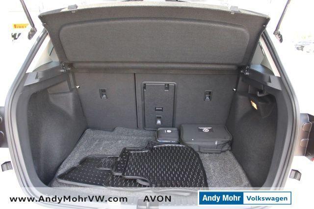 Photo of 2022 Pure White Volkswagen Taos