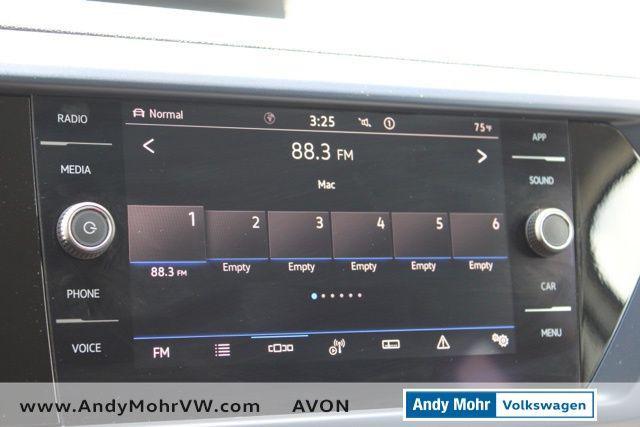 Photo of 2022 Pure White Volkswagen Taos