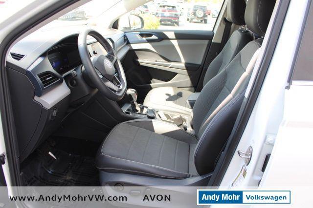 Photo of 2022 Pure White Volkswagen Taos