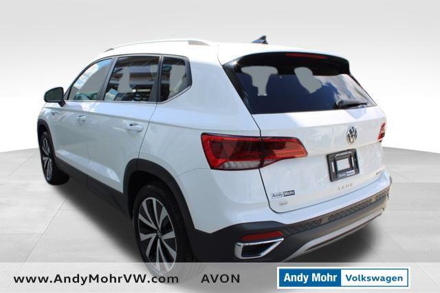 Photo of 2022 Pure White Volkswagen Taos