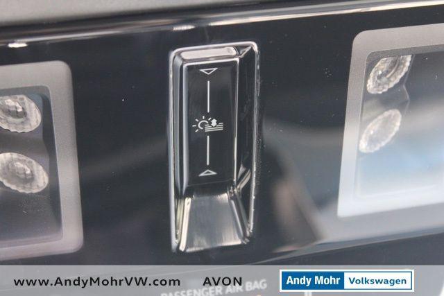 Photo of 2025 Deep Black Pearl Volkswagen ID.4