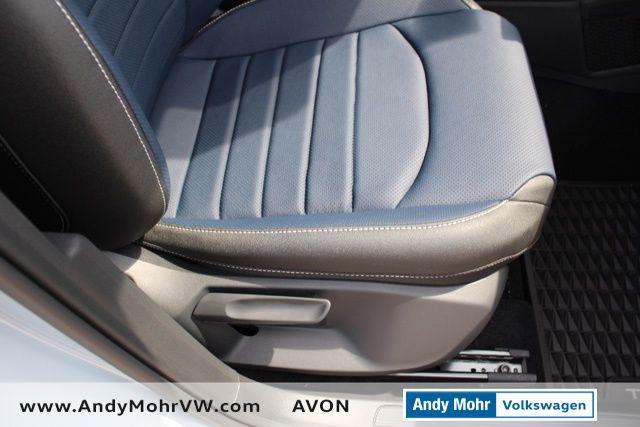 Photo of 2025 Monument Gray Volkswagen Taos