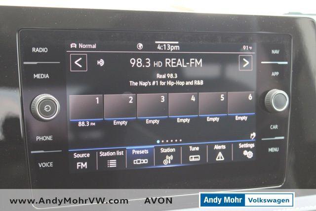 Photo of 2025 Monument Gray Volkswagen Taos
