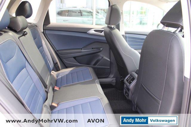 Photo of 2025 Monument Gray Volkswagen Taos
