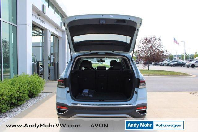Photo of 2025 Monument Gray Volkswagen Taos