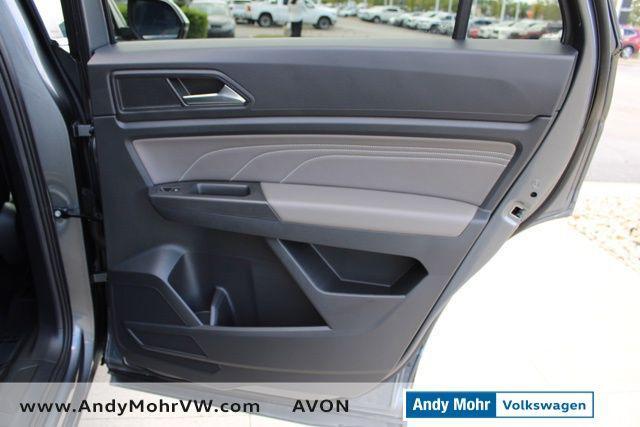 Photo of 2023 Platinum Gray Metallic Volkswagen Atlas Cross Sport