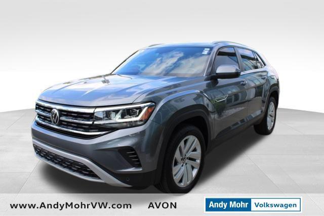 Photo of 2023 Platinum Gray Metallic Volkswagen Atlas Cross Sport