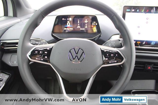 Photo of 2025 Pure White Volkswagen ID.4