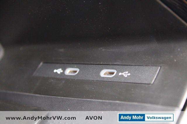Photo of 2025 Pure White Volkswagen ID.4
