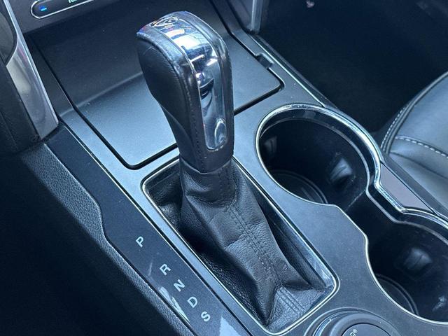 Photo of 2017 Magnetic Metallic Ford Explorer
