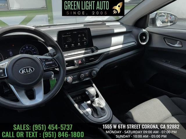 Photo of 2021 Gravity Gray Kia Forte
