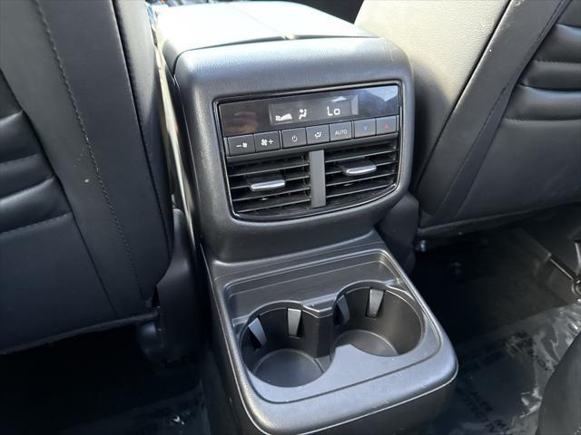 Photo of 2023 Sonic Silver Metallic Mazda CX-9
